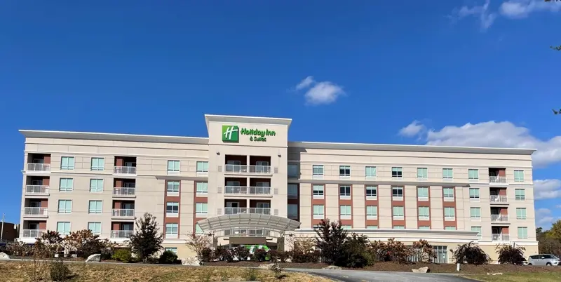 Holiday Inn Airport